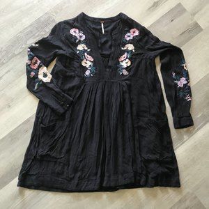 Free People Oversized Black Boho Hippie Floral FlowyTunic/Dress sz XS